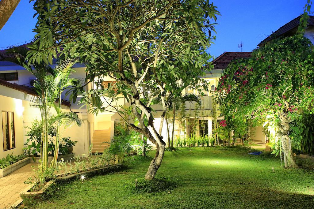 Patrisia Hotel Sanur Exteriör bild